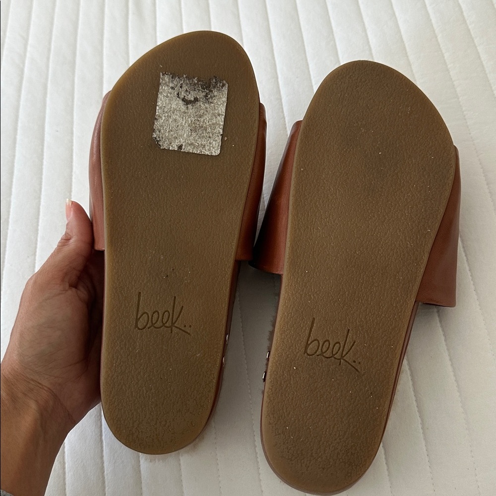 Beek Tan Leather Pelican Shearling Slide Sandals - Picture 4 of 4